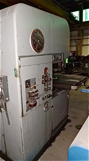 26" DoALL ... VERTICAL BANDSAW